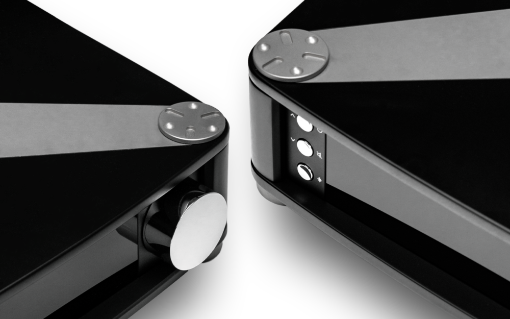 Aavik_Separates–NoCompromise_1440x900